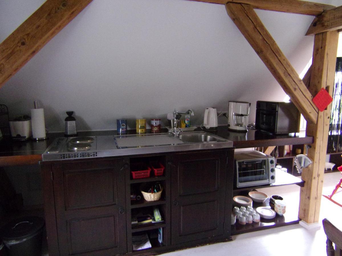 Kleines Schloesschen Apartment Leinau Екстериор снимка